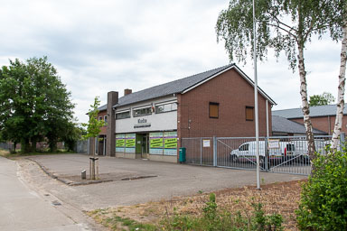 Roggel-nijken-modecentrum-theelen-failliet-001.jpg Roggel-nijken-modecentrum-theelen-failliet-001.jpg