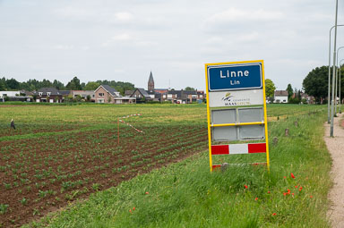 Plaatsnaambord Linne Linne-plaatsnaambord-004-2406.jpg