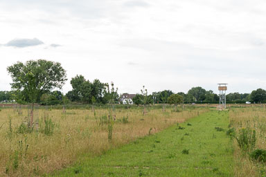 Kasteel Walburg Ohe en Laak Ohe-en-Laak-maas-fietspontje-walborgh-015.jpg