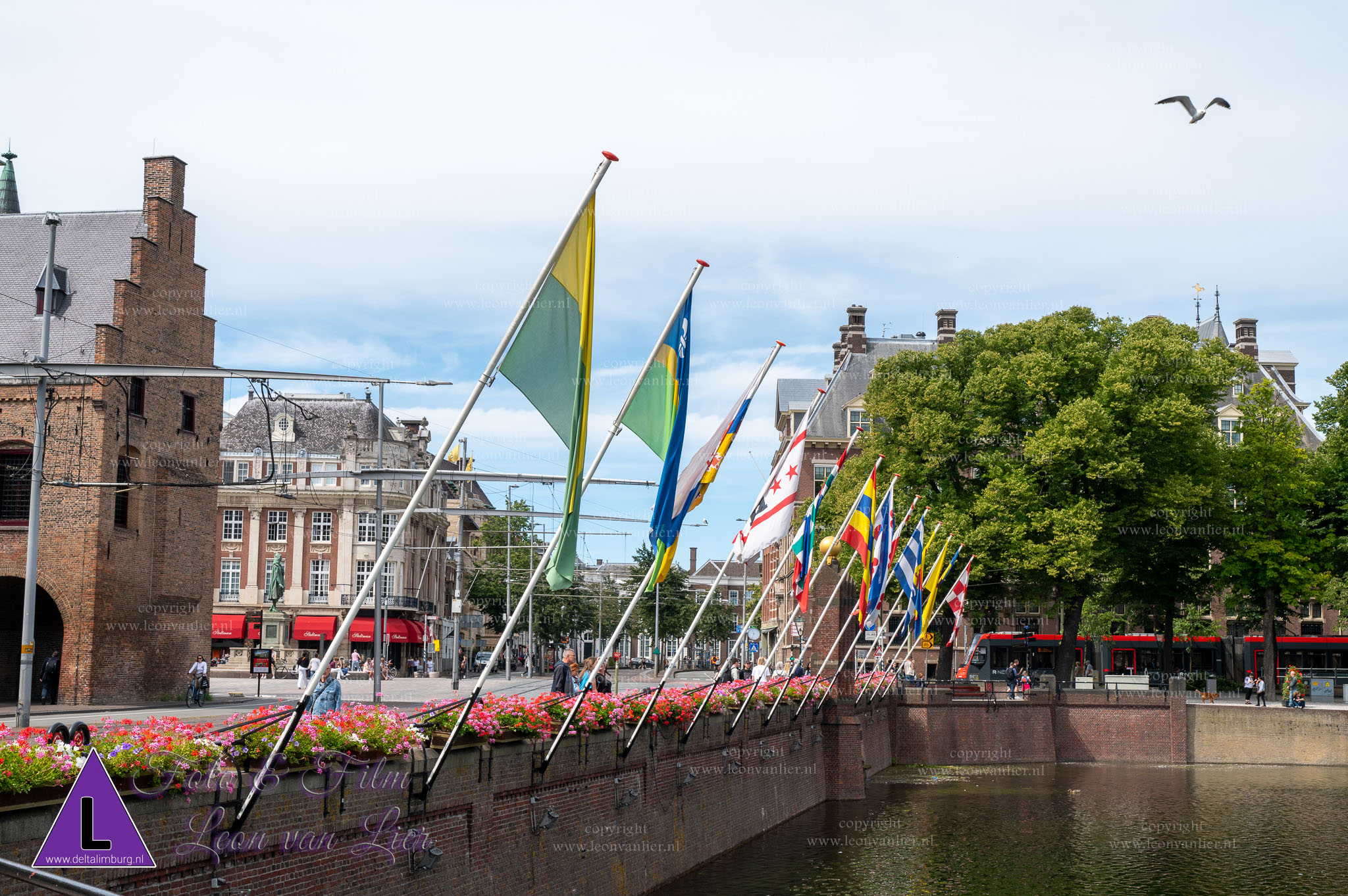 den-haag-binnenhof-003.jpg