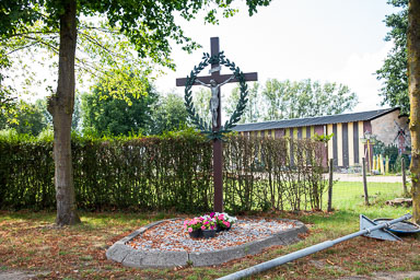 Wegkruis-Kleine-Laak-Tramstraat-Roggel-003-2026.jpg
