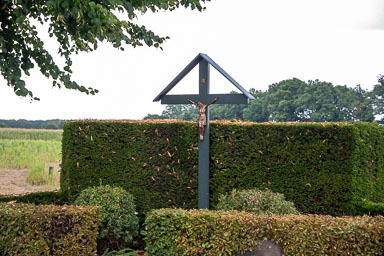 Wegkruis-Maasweg-Neer-001-2026.jpg